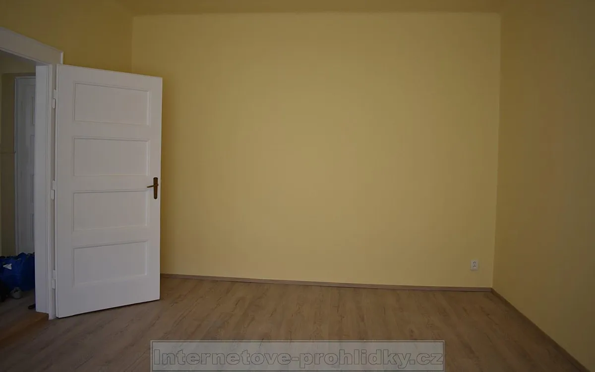 Pronájem bytu 2+1 57 m²
